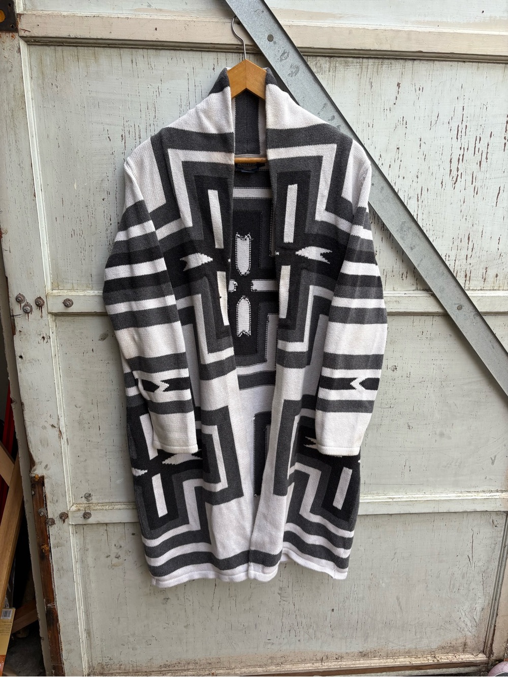 Pendleton Aztec White Black Geometric Art Cape Cardigan Sweater Women’s XL